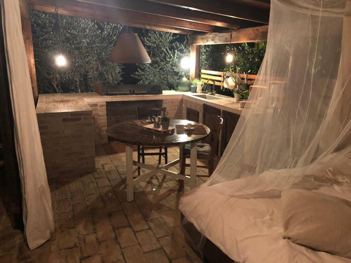 La Vigna Countrybnb Montottone Buitenkant foto